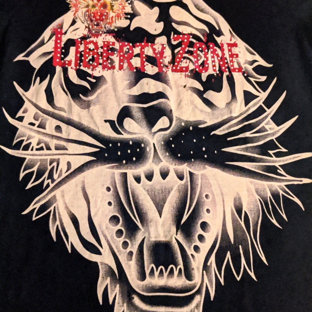 Liberty Zone women's top
